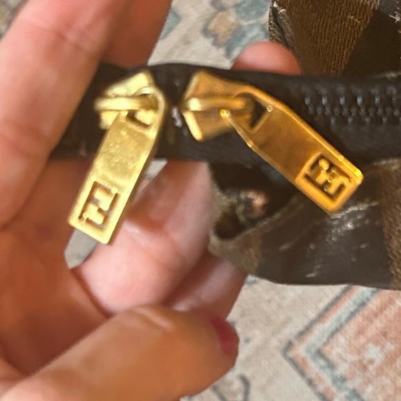 SOLD❤️ FENDI Roma Pequin Stripe Coated Canvas Duffle/ Travel/ Weekender Bag XL - Picture 4 of 13